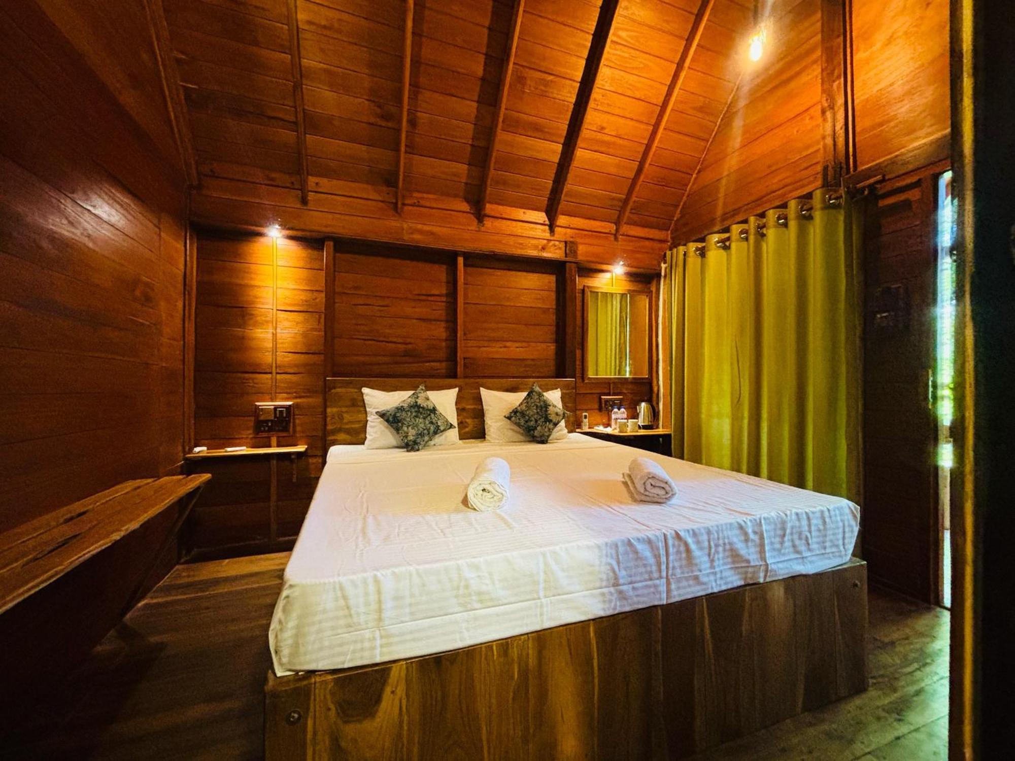 Woodholic Homestay Sigiriya Esterno foto